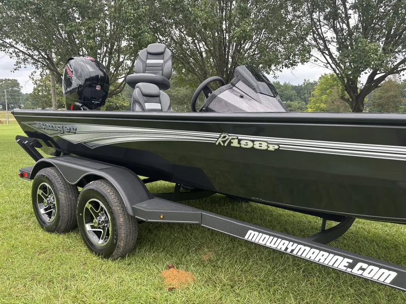 Slide: The Image of Ranger RT198P 2026 - 10