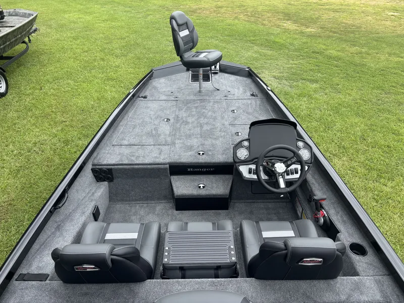 Slide: The Image of Ranger RT198P 2026 - 13