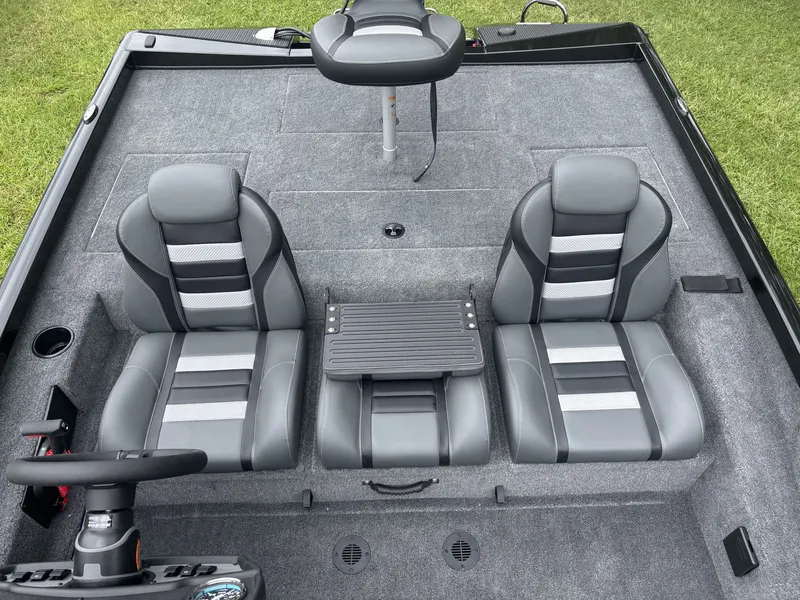 Slide: The Image of Ranger RT198P 2026 - 16