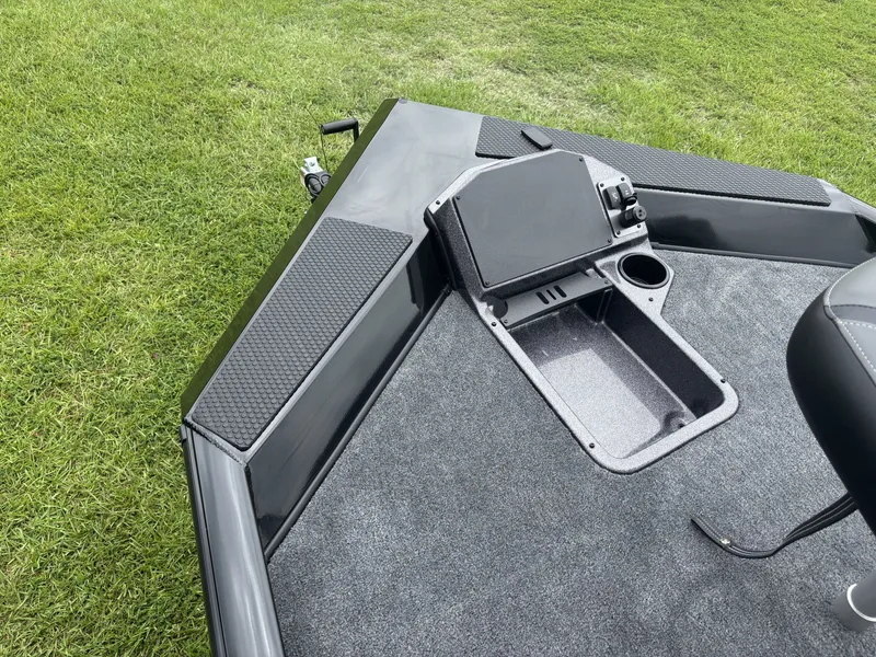 Slide: The Image of Ranger RT198P 2026 - 4