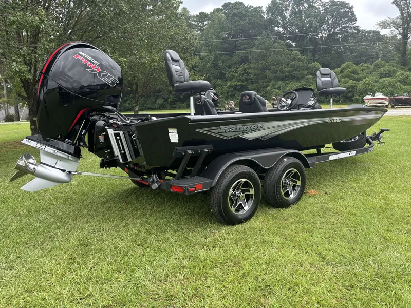 Slide: The Image of Ranger RT198P 2026 - 8