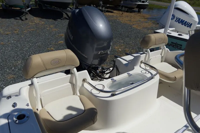 Slide: The Image of Key West 211 Center Console 2014 - 7