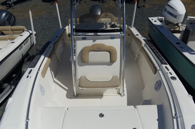 Slide: The Image of Key West 211 Center Console 2014 - 9