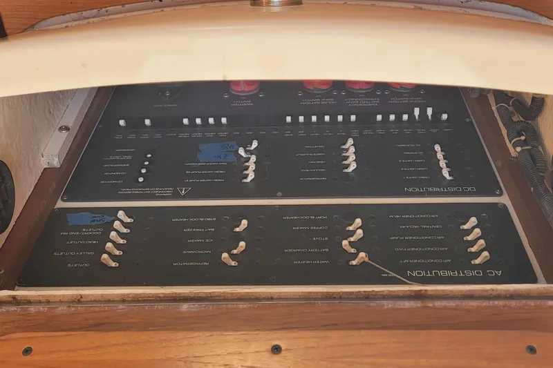 Slide: The Image of Electrical panel on a 2006 Tiara Yachts 4200 Open boat. - 48