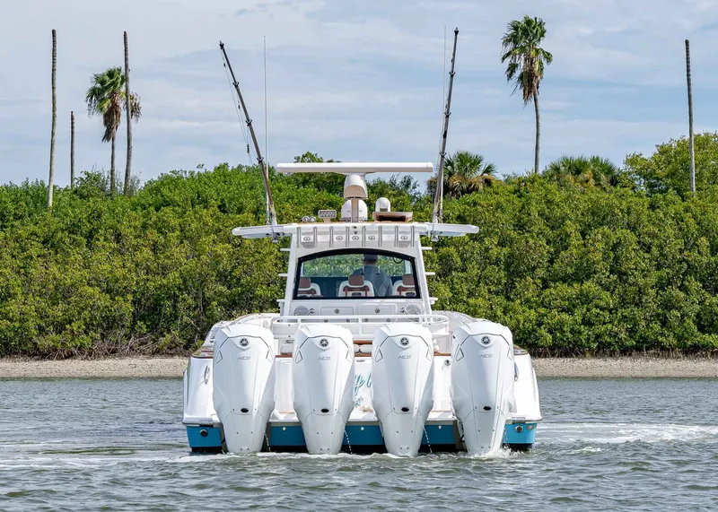 Slide: The Image of HCB Suenoz 2020 - 14