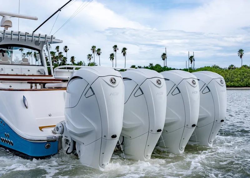 Slide: The Image of HCB Suenoz 2020 - 16