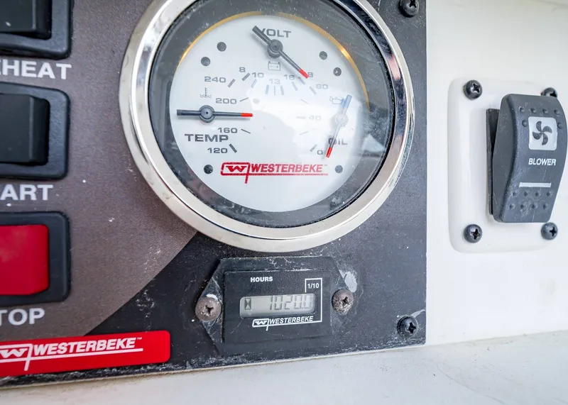 Slide: The Image of HCB Suenoz 2020 - 43