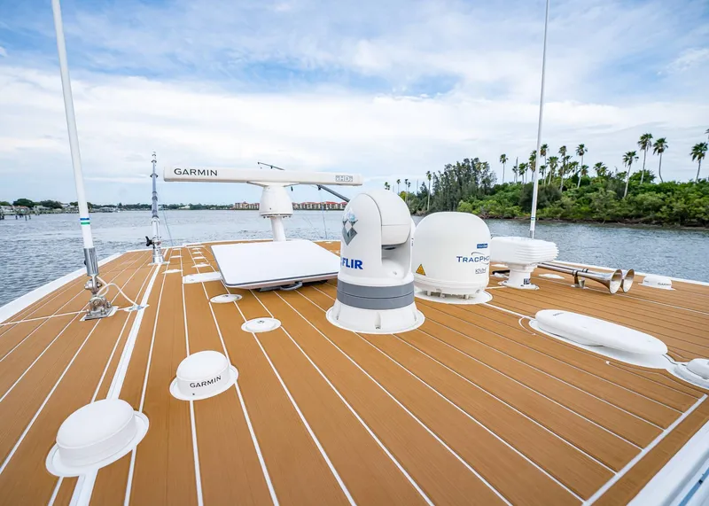 Slide: The Image of HCB Suenoz 2020 - 49