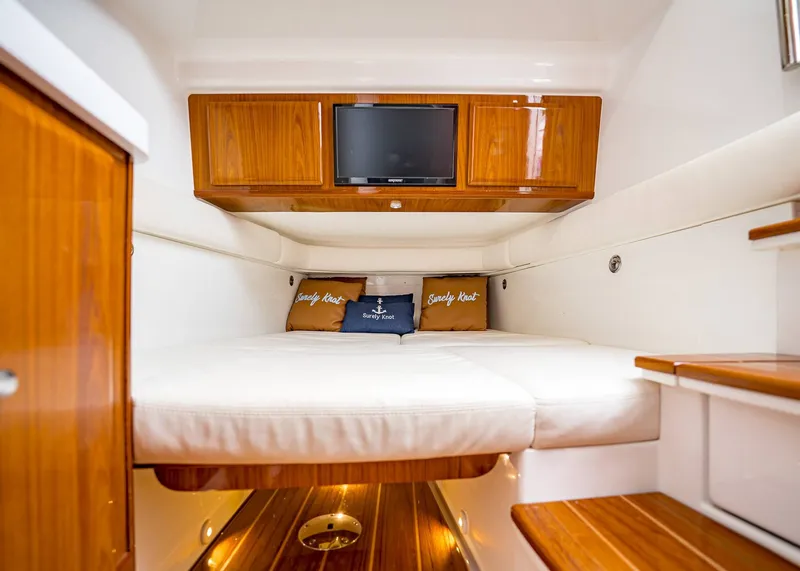 Slide: The Image of HCB Suenoz 2020 - 60