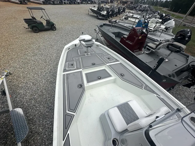 Slide: The Image of Excel 230 Bay Pro 2026 - 4