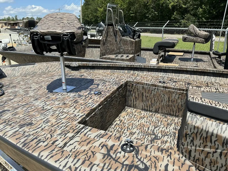 Slide: The Image of Xpress H20B Bay 2026 - 3