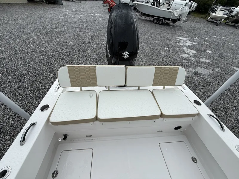 Slide: The Image of Twin Vee 22 BayCat 2026 - 9