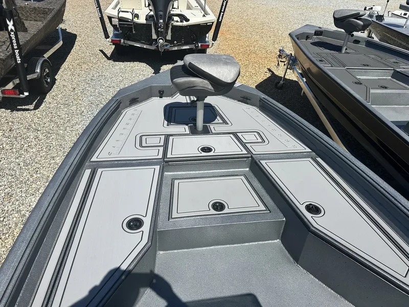 Slide: The Image of Excel Bay Pro 220 220 ELITE 2026 - 4