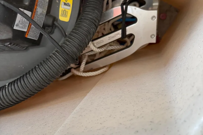 Slide: The Image of 2018 Yamaha Boats 242 Limited S E-Series interior detail with ropes and equipment. - 41