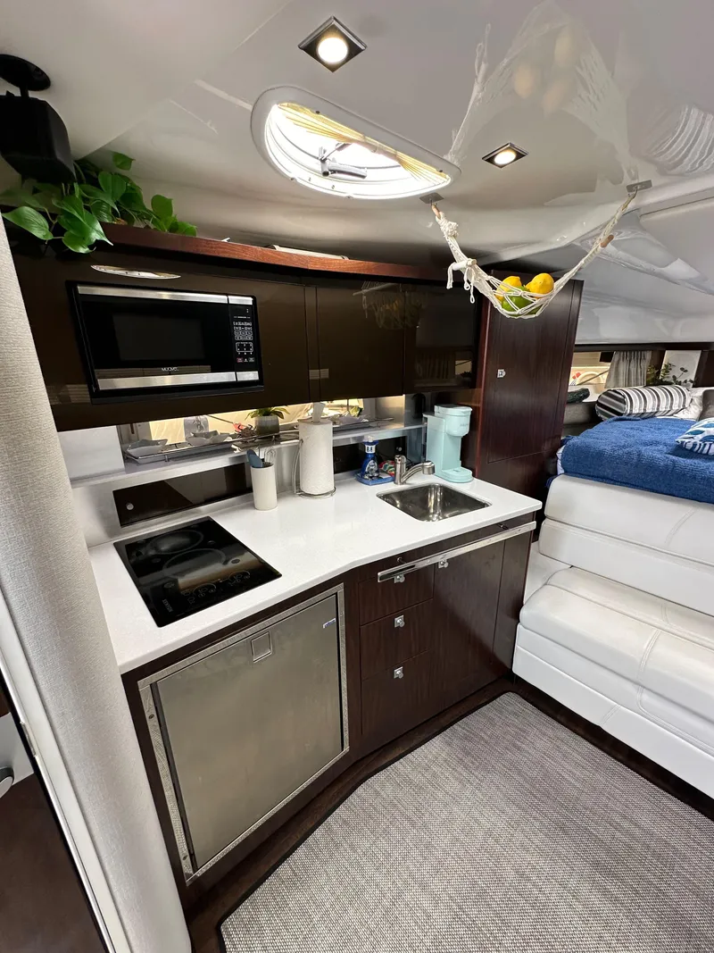 Slide: The Image of Monterey 355 Sport Yacht 2020 - 51