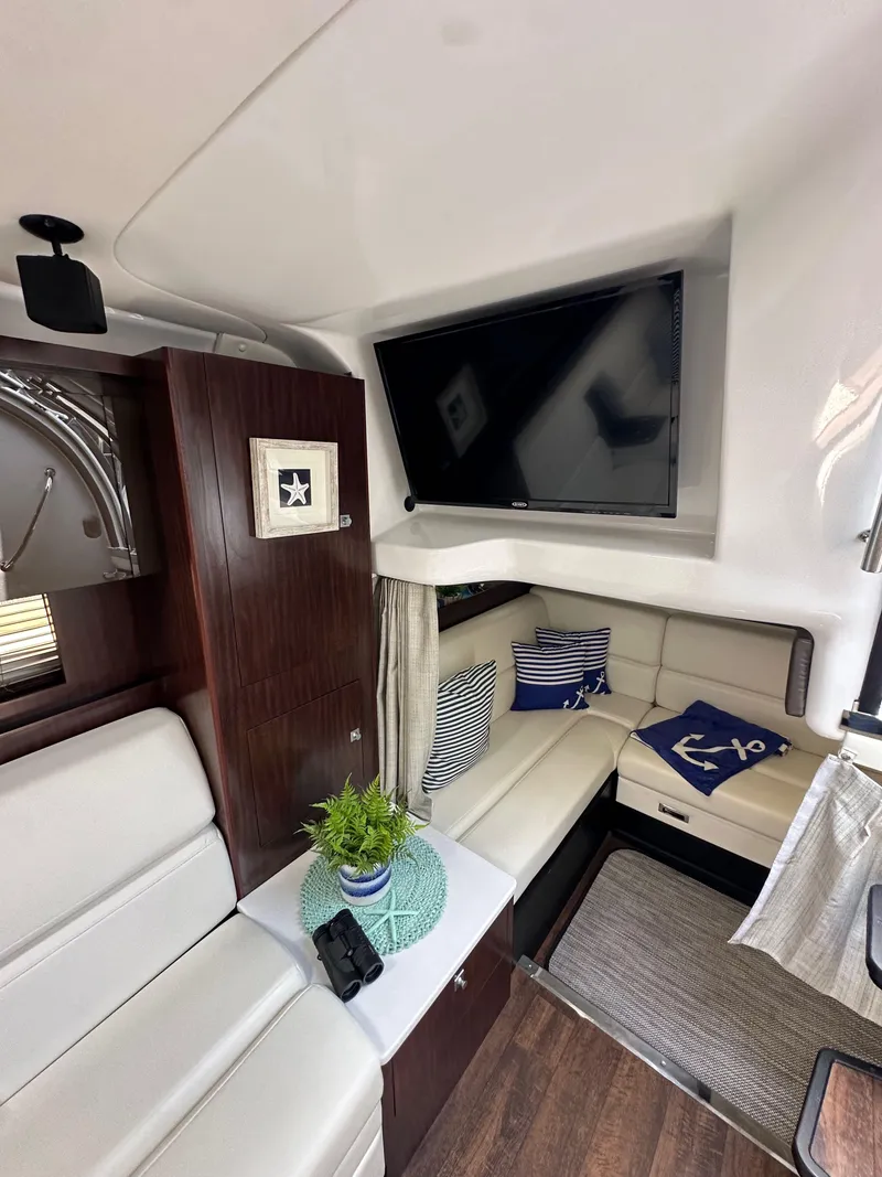 Slide: The Image of Monterey 355 Sport Yacht 2020 - 63