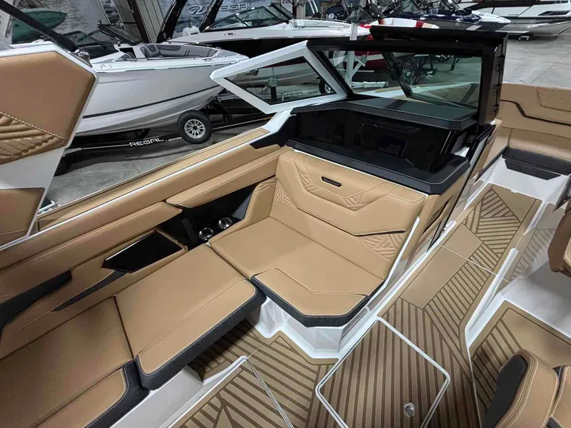 Slide: The Image of MasterCraft XSTAR23 2026 - 10