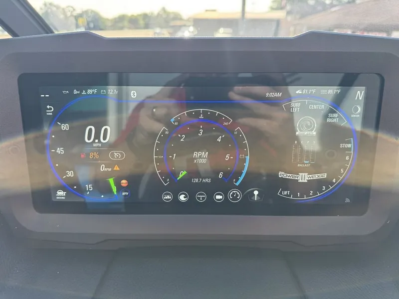 Slide: The Image of Malibu Wakesetter 23 MXZ 2024 - 6