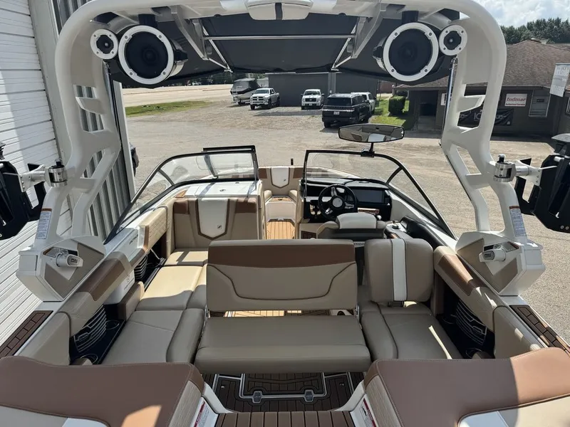 Slide: The Image of Nautique Super Air Nautique G21 2018 - 10