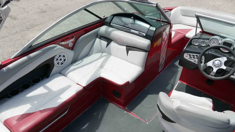 Slide: The Image of MasterCraft X2 2009 - 11