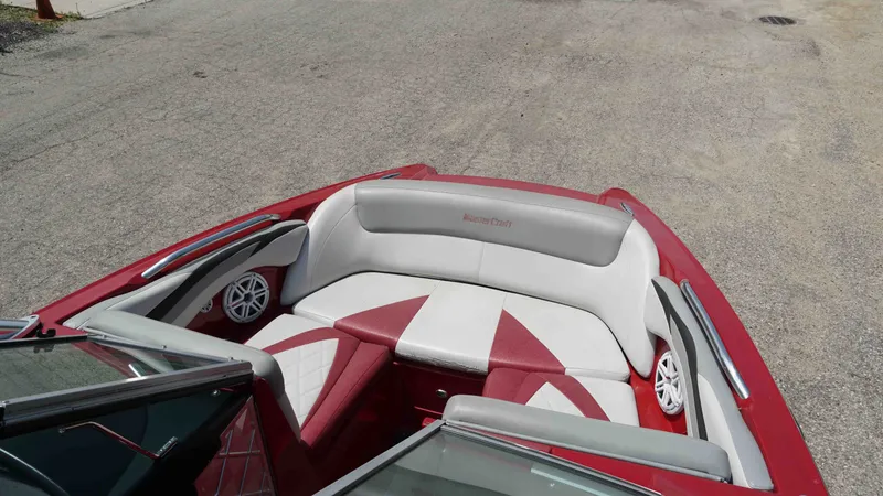 Slide: The Image of MasterCraft X2 2009 - 17