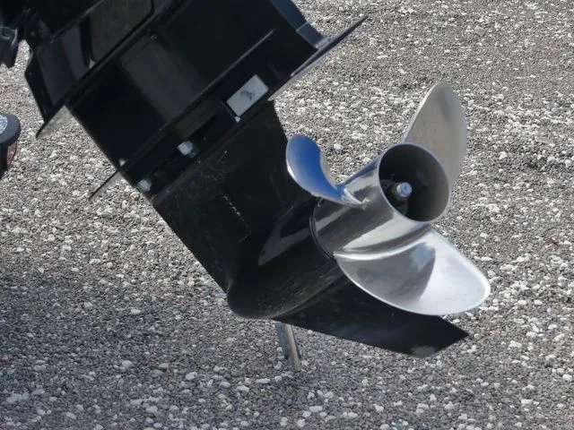 Slide: The Image of Tahoe 200 S 2022 - 11