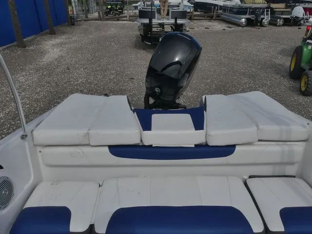 Slide: The Image of Tahoe 200 S 2022 - 21