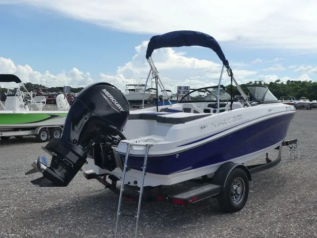 Slide: The Image of Tahoe 200 S 2022 - 4