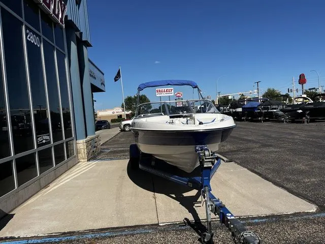 Slide: The Image of Bayliner 205br 2007 - 10