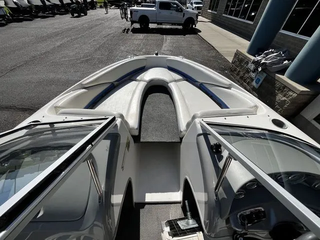 Slide: The Image of Bayliner 205br 2007 - 25