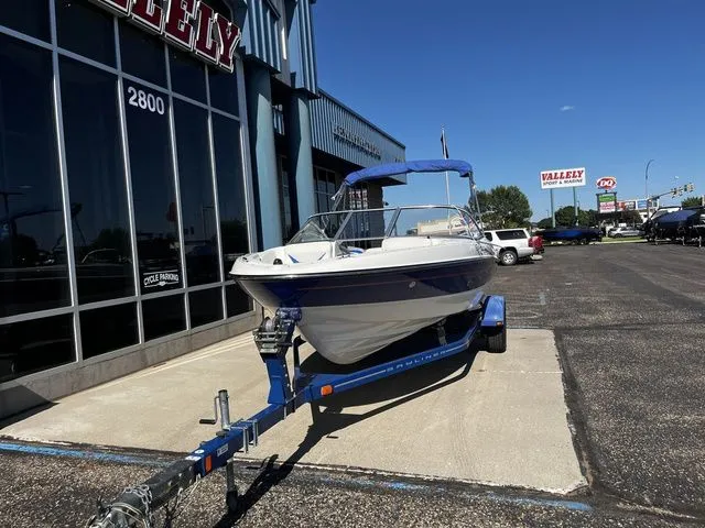 Slide: The Image of Bayliner 205br 2007 - 8