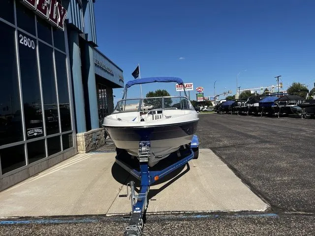 Slide: The Image of Bayliner 205br 2007 - 9