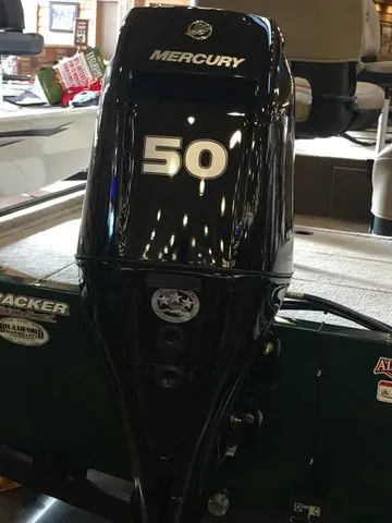 Slide: The Image of Tracker Bass Tracker Classic Limited 2026 - 12