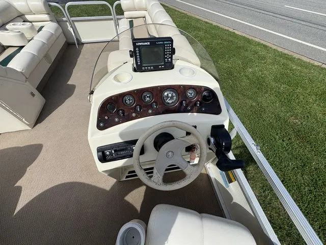 Slide: The Image of Bennington 2275LX 2001 - 8