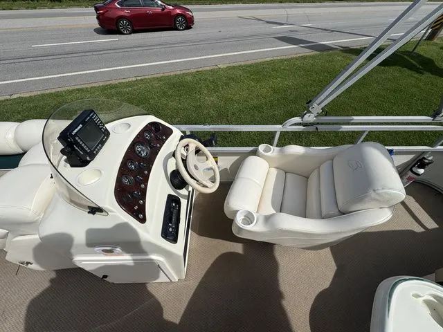 Slide: The Image of Bennington 2275LX 2001 - 9