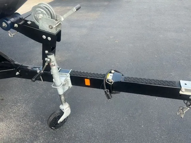 Slide: The Image of Bayliner 175 Bowrider 2016 - 14