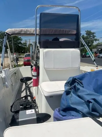 Slide: The Image of Hydro-Sports 175 Center Console 2001 - 6