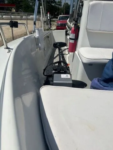 Slide: The Image of Hydro-Sports 175 Center Console 2001 - 7