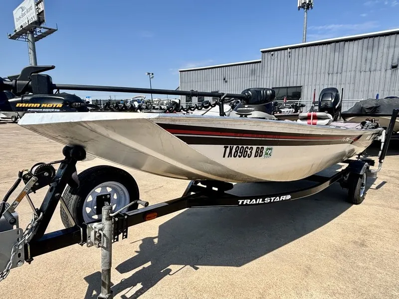 Slide: The Image of Tracker Pro 16 2010 - 2