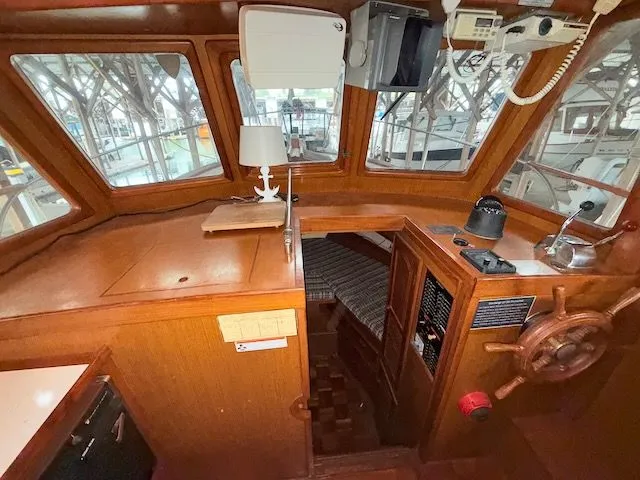 Slide: The Image of CHB 34 Aft Cabin 1981 - 29