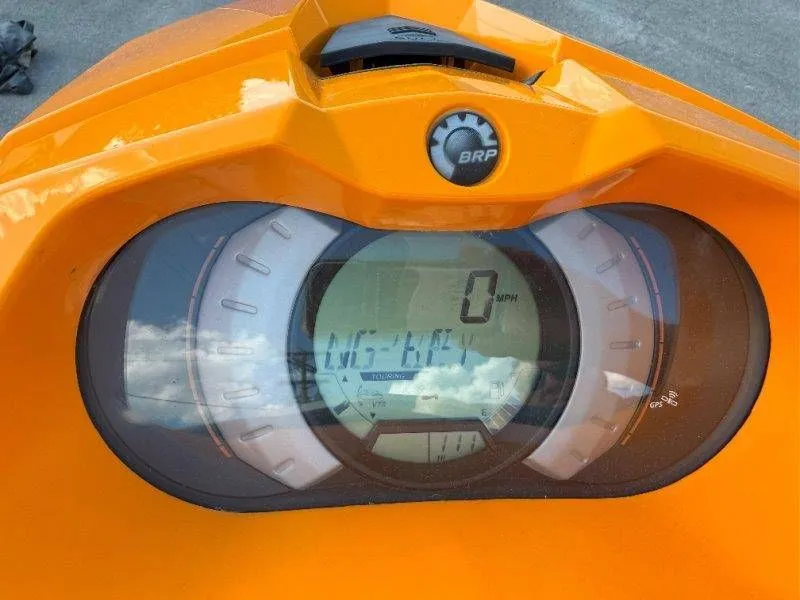 Slide: The Image of Sea-Doo GTI SE 130 2018 - 12