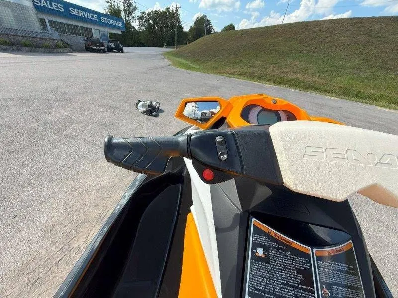 Slide: The Image of Sea-Doo GTI SE 130 2018 - 28