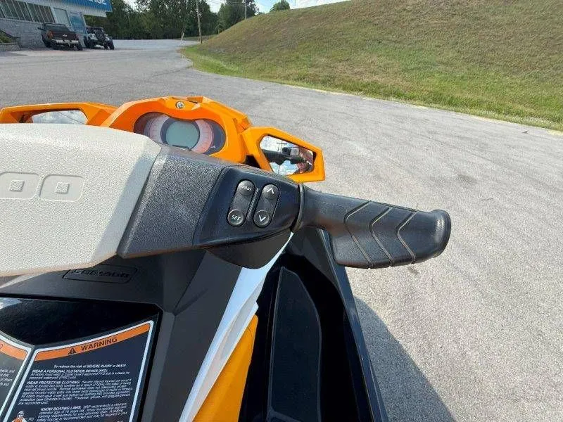 Slide: The Image of Sea-Doo GTI SE 130 2018 - 29