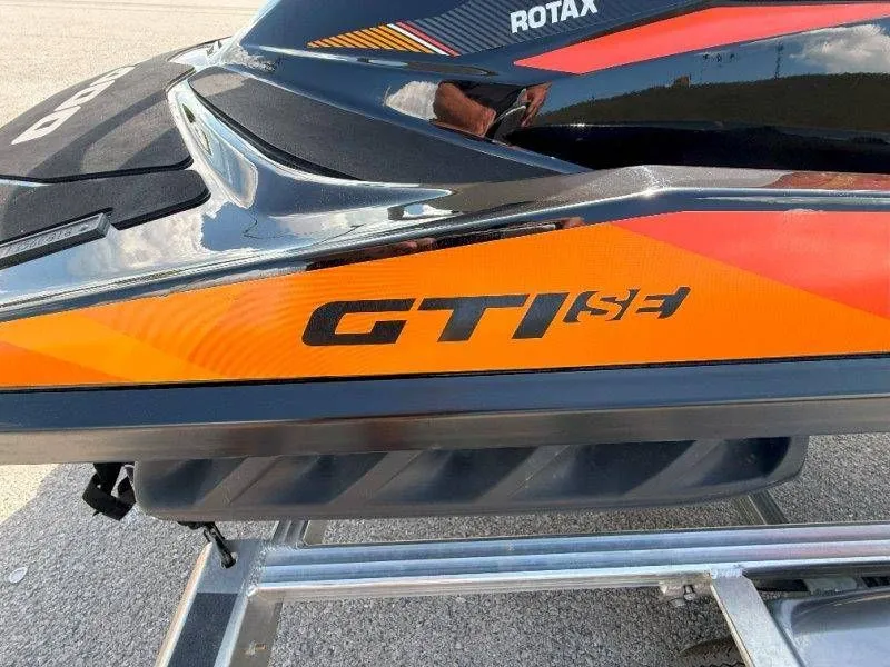 Slide: The Image of Sea-Doo GTI SE 130 2018 - 31