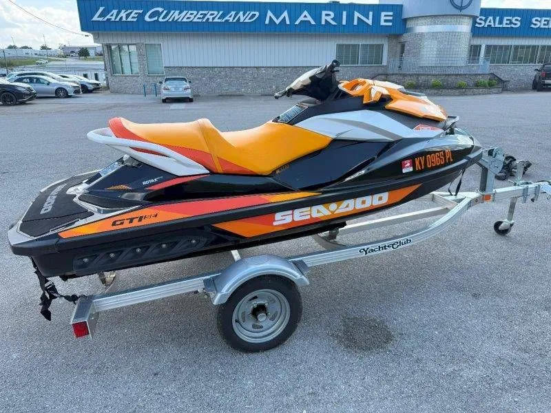 Slide: The Image of Sea-Doo GTI SE 130 2018 - 5