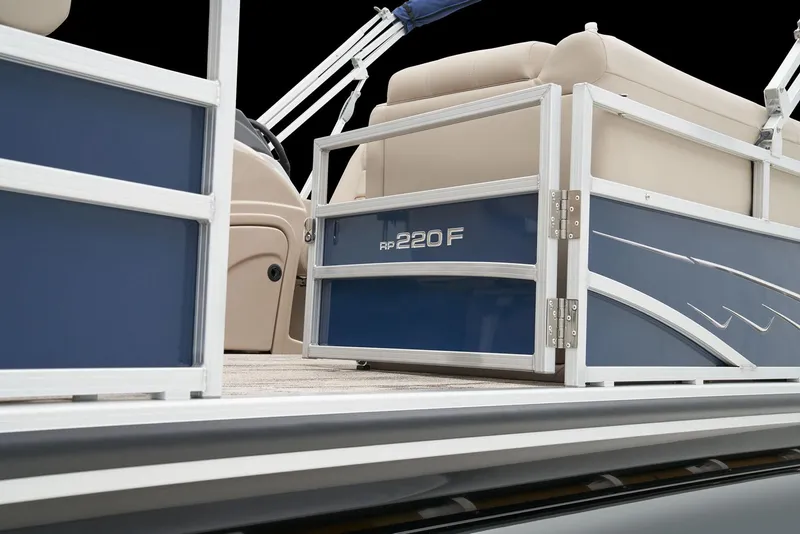 Slide: The Image of Ranger Reata 220F 2025 - 17