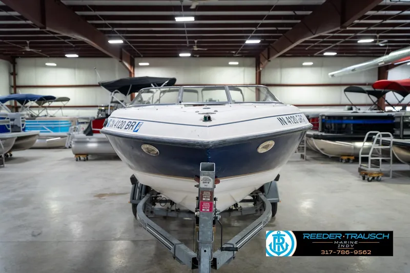 Slide: The Image of 2000 Bryant 196 Limited boat in indoor showroom, Reeder-Trausch Marine, Indianapolis. - 4