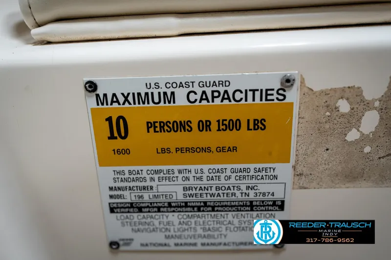 Slide: The Image of U.S. Coast Guard capacity label on 2000 Bryant 196 Limited boat, 10 persons or 1500 lbs. - 55