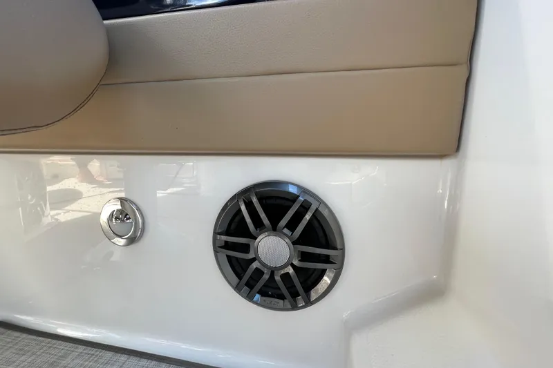 Slide: The Image of Interior speaker and seating detail of 2020 Sea Ray 280 SLX boat. - 46