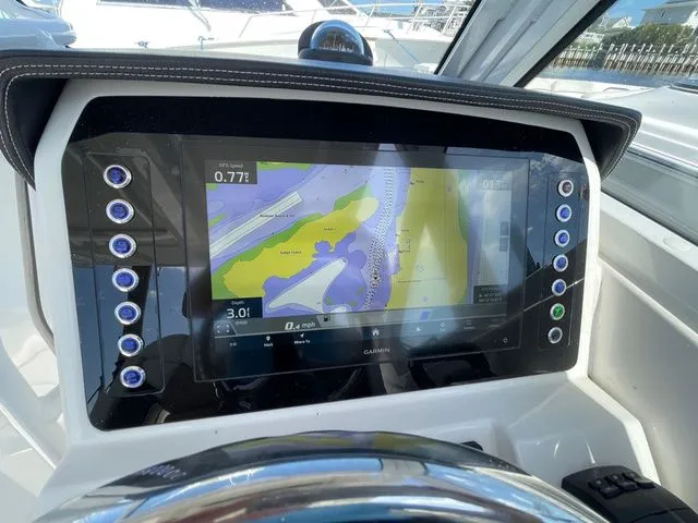 Slide: The Image of Edgewater 262 CX 2021 - 17